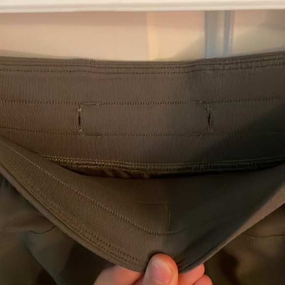 Lululemon Joggers size 6 - Picture 4 of 5